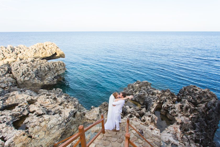 Getting married on the Peloponnese at Orange Apartments